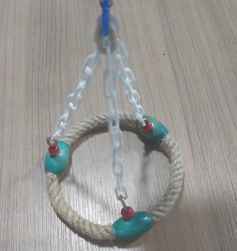 Elit Piramit Kuş Oyuncağı